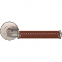 Turnstyle Designs<br />QL2052 - Pipe Recess Leather, Door Lever, Bonneville Stitch Out